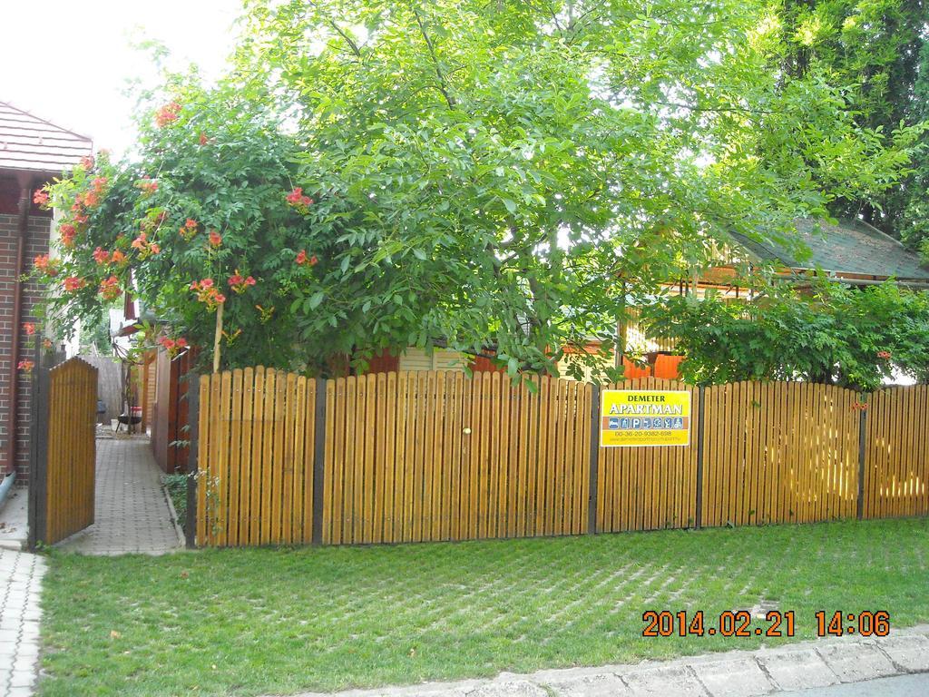 Demeter Apartman Hajdúszoboszló الغرفة الصورة